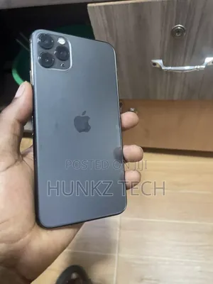 Apple iPhone 11 Pro Max 64 GB Black