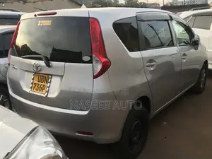 Toyota Passo Sette 2008 Silver