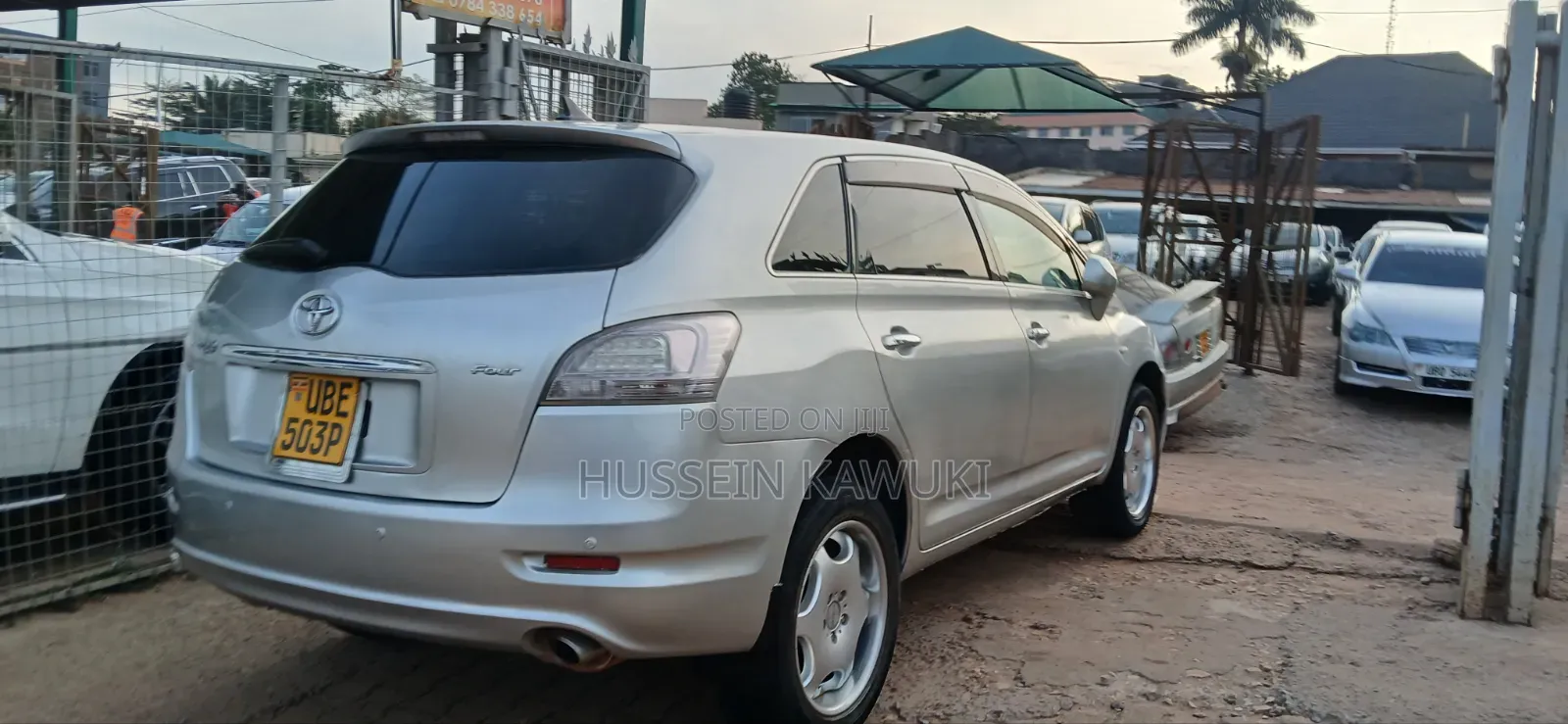 Toyota Mark X Zio 2009 Silver