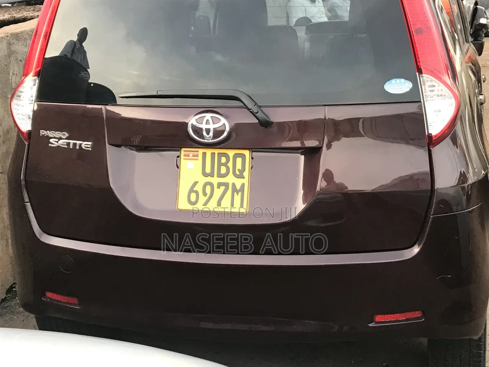 Toyota Passo Sette 2008 Maroon