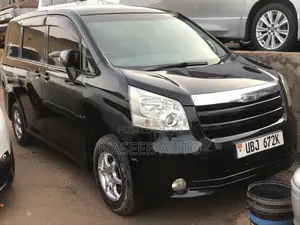 Toyota Noah 2008 Black