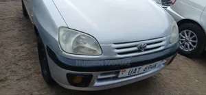 Toyota Raum 2002 Silver