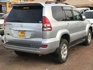 Toyota Land Cruiser Prado 2007 Silver
