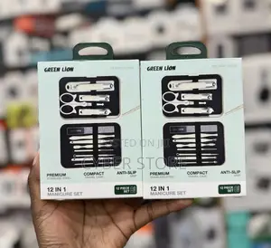 Green Lion 12-in-1 Manicure Set