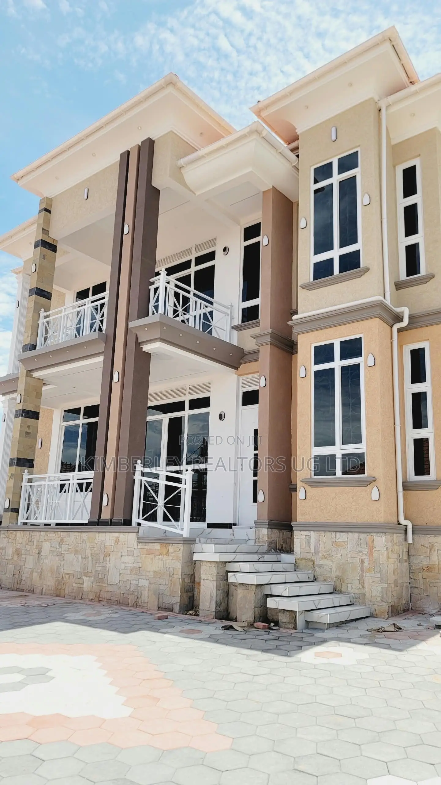 4bdrm House in Division A for sale
