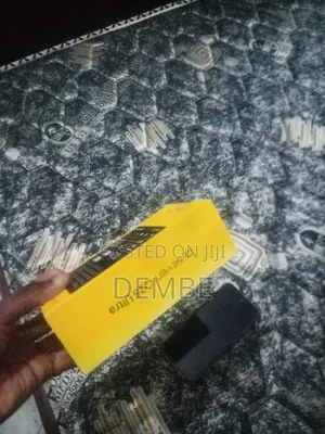 Mobile Phone 64 GB Gold