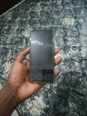 Mobile Phone 64 GB Gold