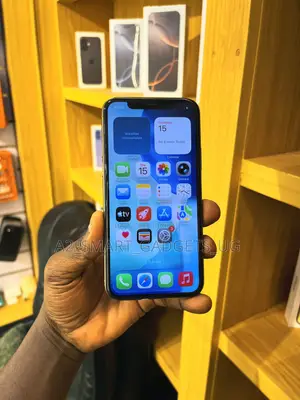Apple iPhone 11 Pro 64 GB Gold