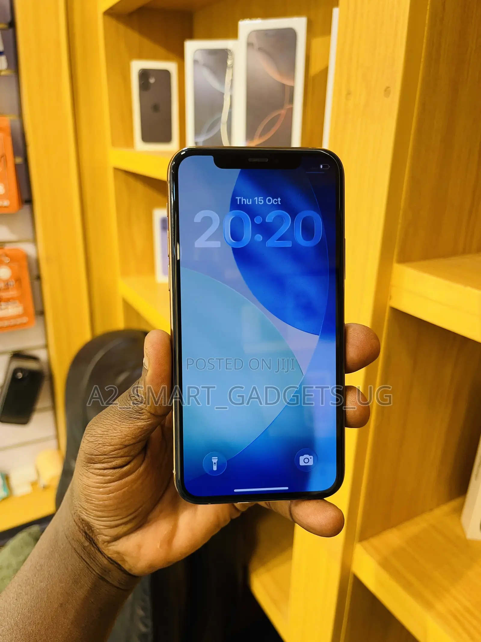 Apple iPhone 11 Pro 64 GB Gold