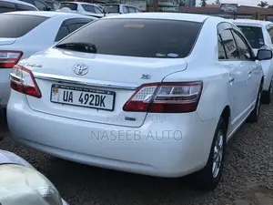 Toyota Premio 2011 White