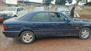 Mercedes-Benz C200 1997 Blue