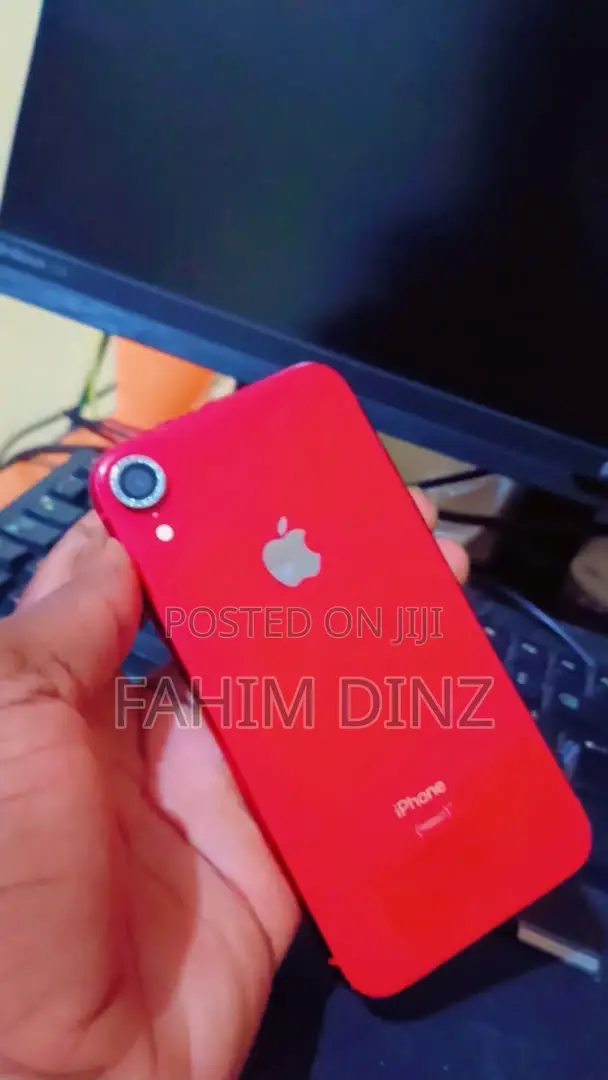 Apple iPhone XR 64 GB Red
