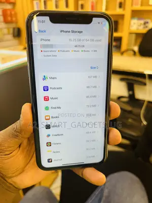 Apple iPhone XR 64 GB Black