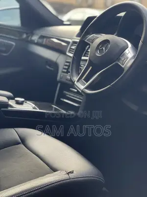 Mercedes-Benz E300 2013 Silver