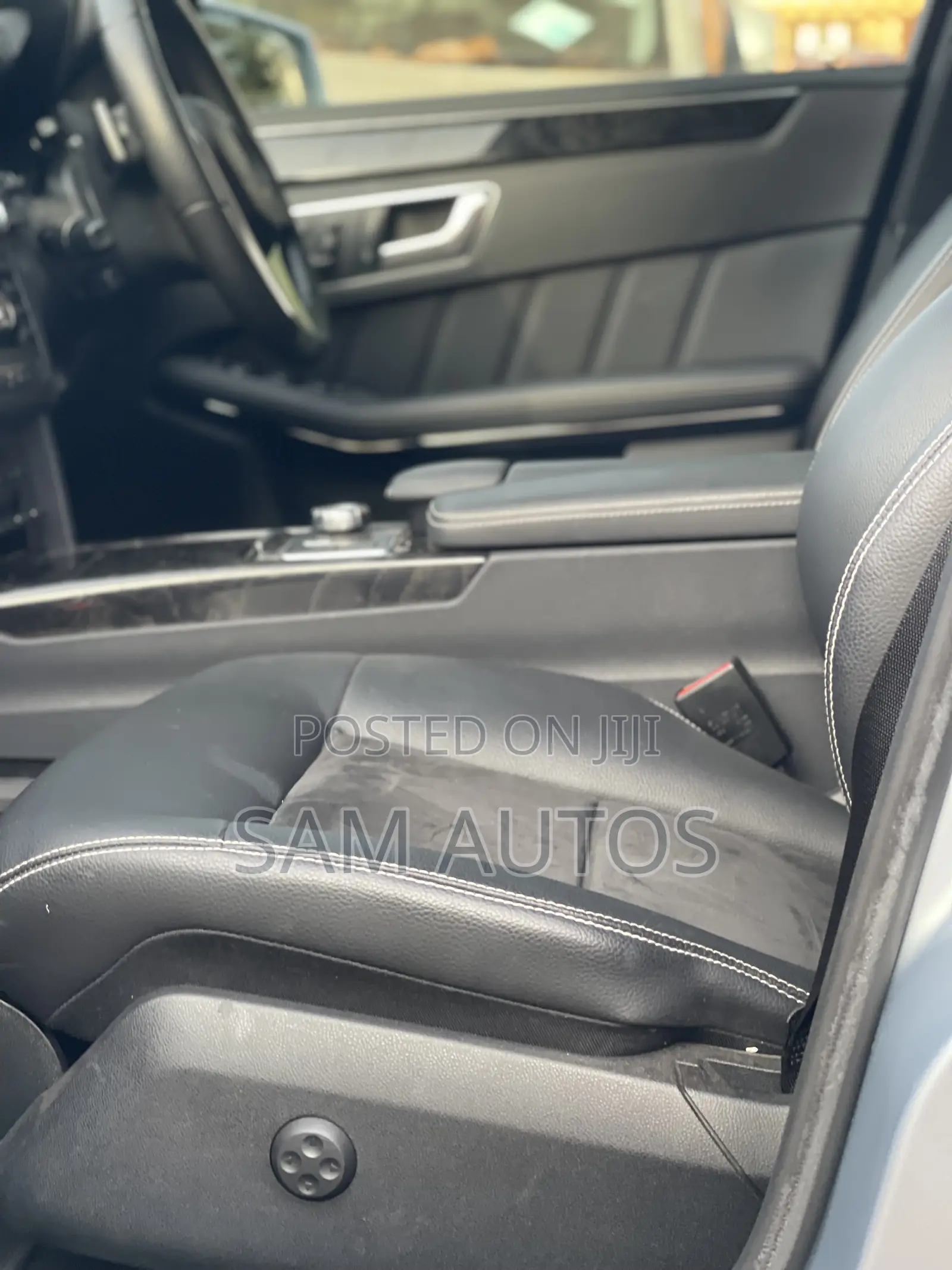 Mercedes-Benz E300 2013 Silver