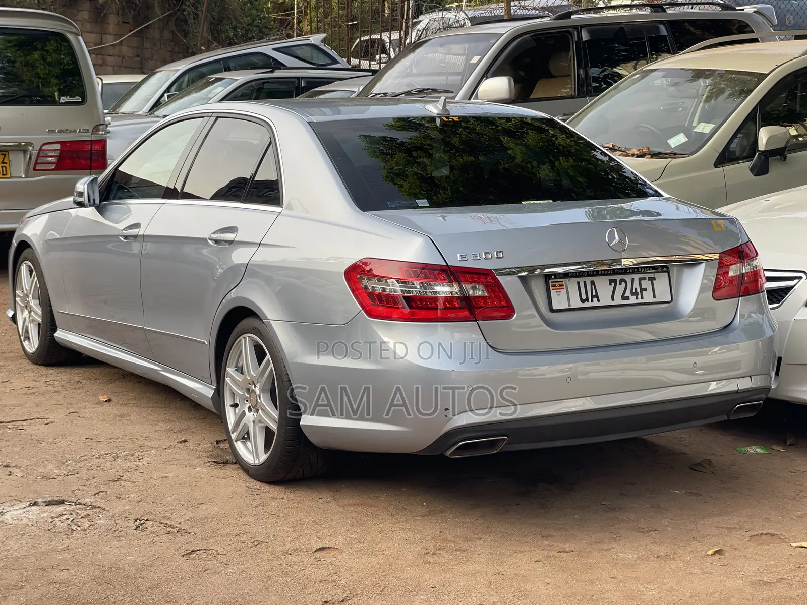 Mercedes-Benz E300 2013 Silver