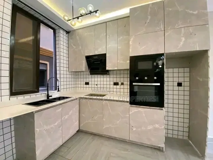 2bdrm Apartment in Muyenga, Central Division for rent