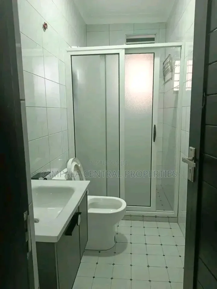 2bdrm Apartment in Namuwongo, Central Division for rent