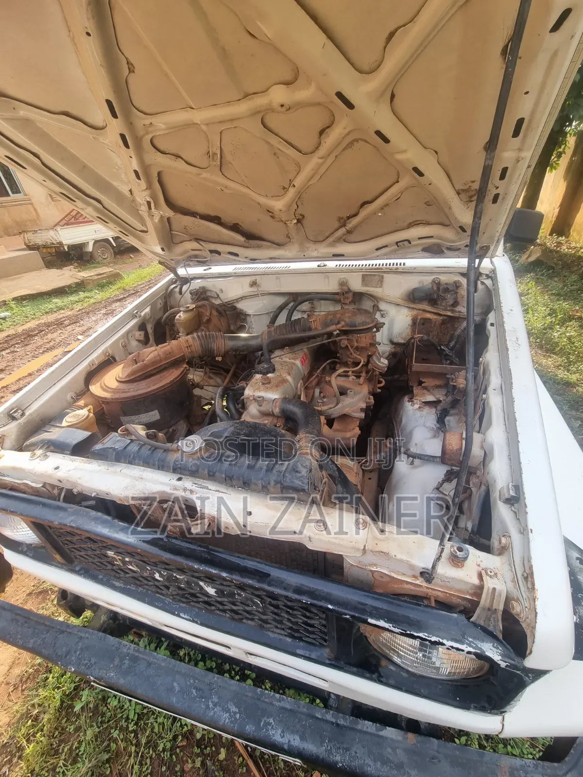 Toyota Land Cruiser 70 1989 White