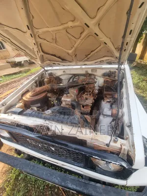Toyota Land Cruiser 70 1989 White