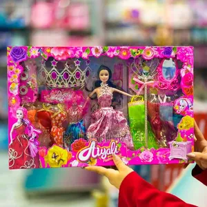 Aiyali Fashion Doll Set With Accessories.