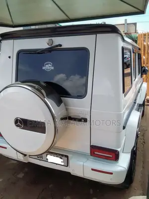 Mercedes-Benz G-Class 2017 White