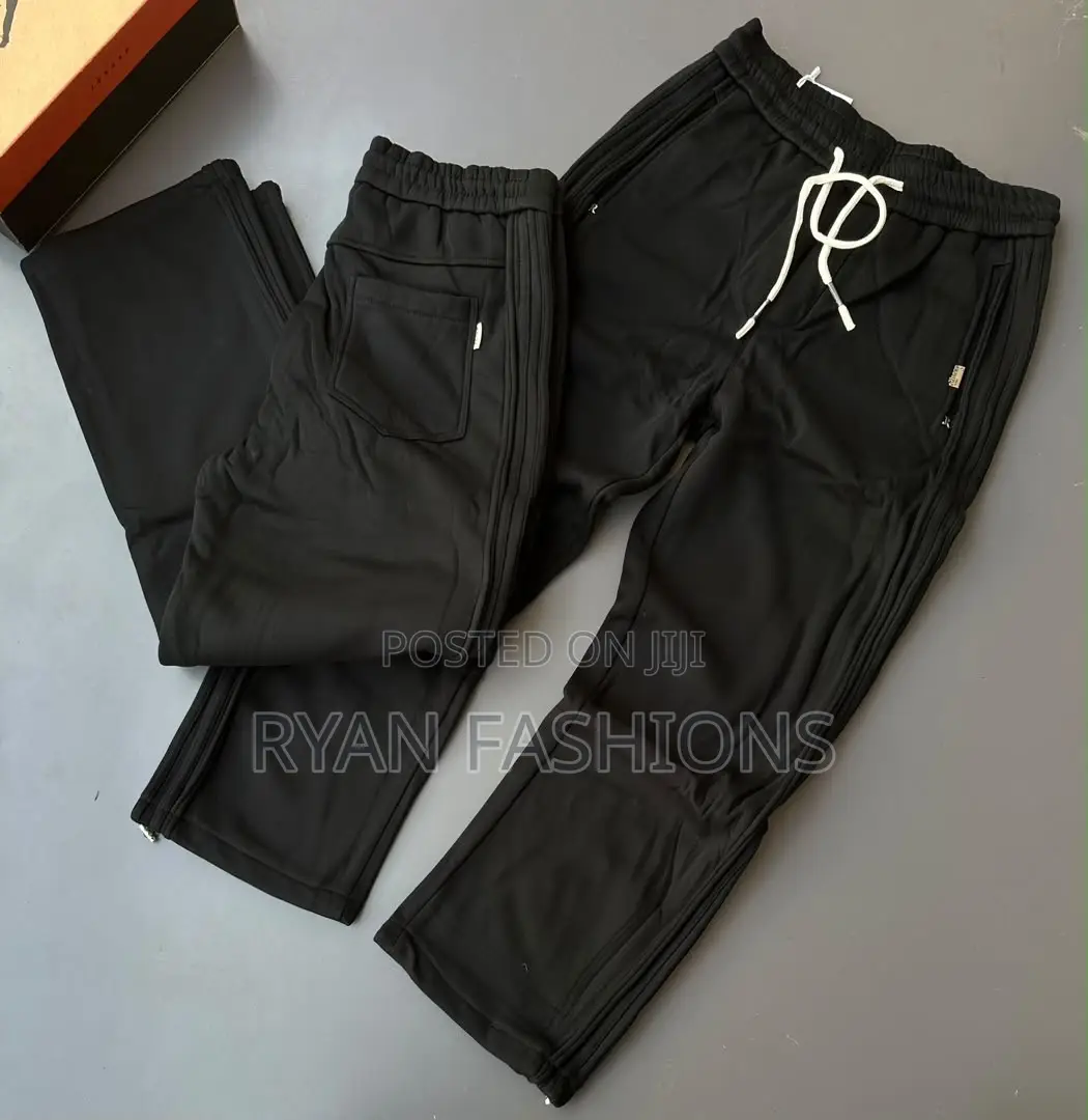 Bagi Sweaterpants