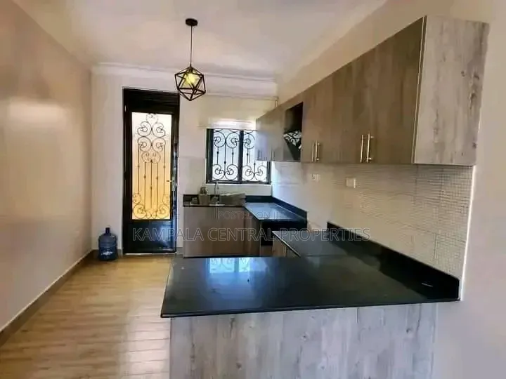 3bdrm Apartment in Bugoloobi, Central Division for rent