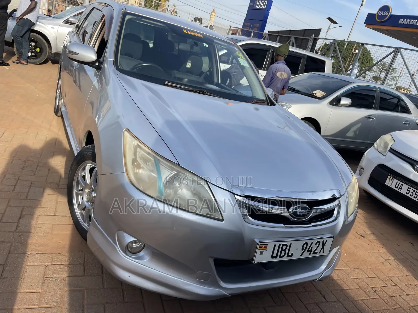 Subaru Exiga 2010 Silver