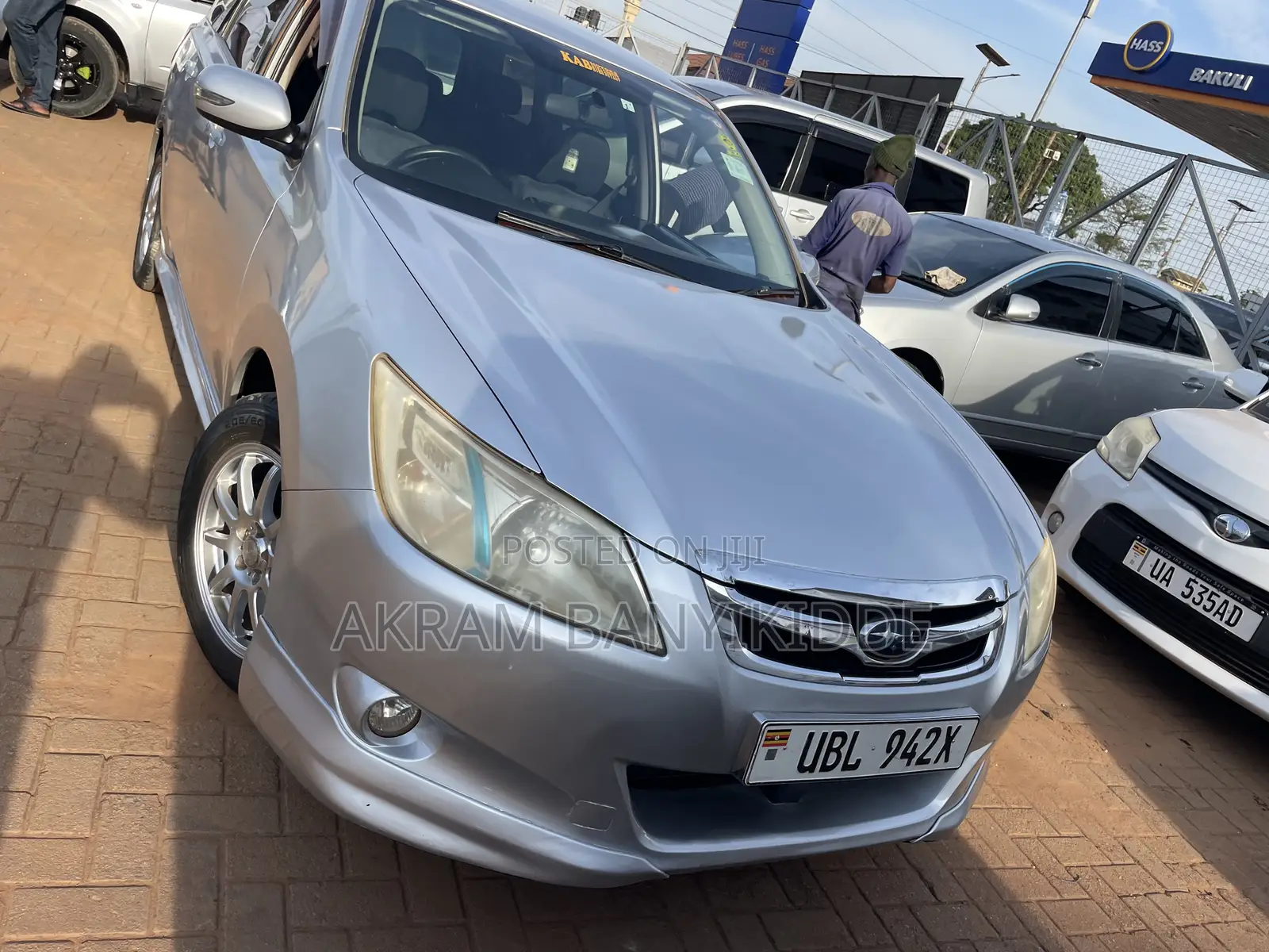 Subaru Exiga 2010 Silver