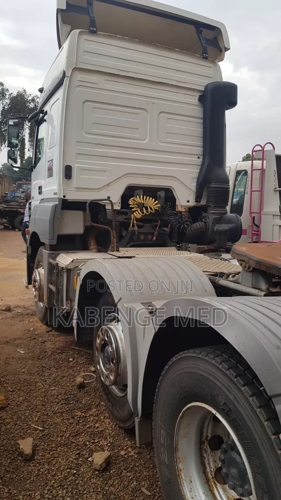 Axor Single Diff Truck Onsale