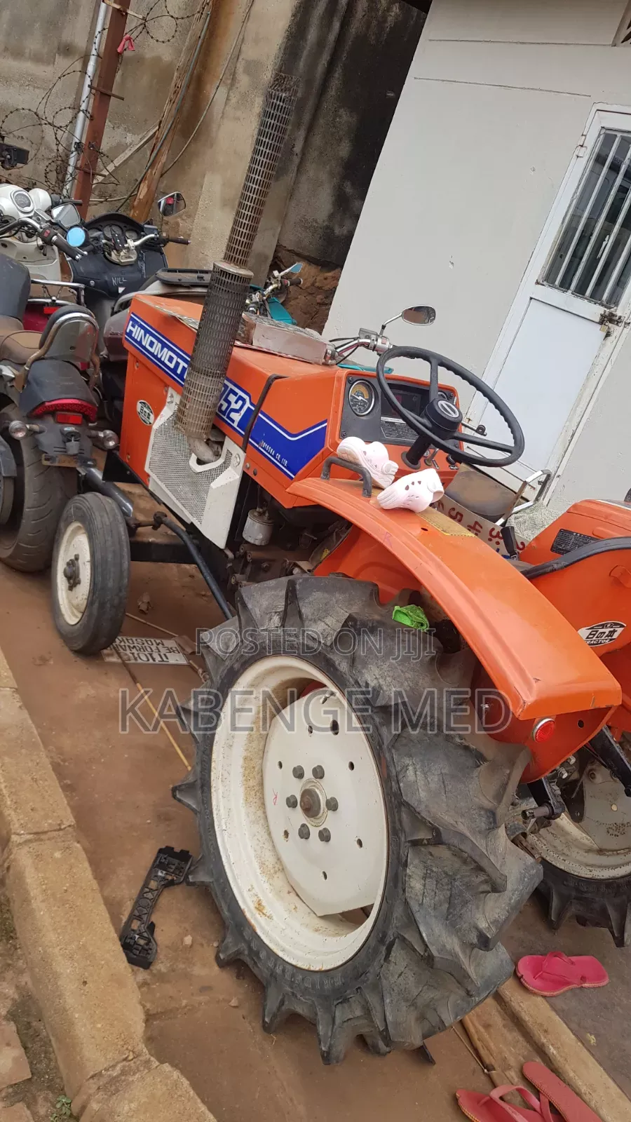 Hinomoto Farm Tractor