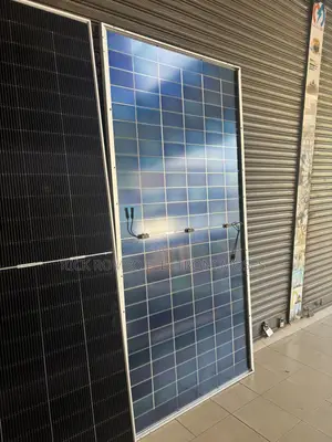 590w Mono Crystalline Bifacial Solar Panels