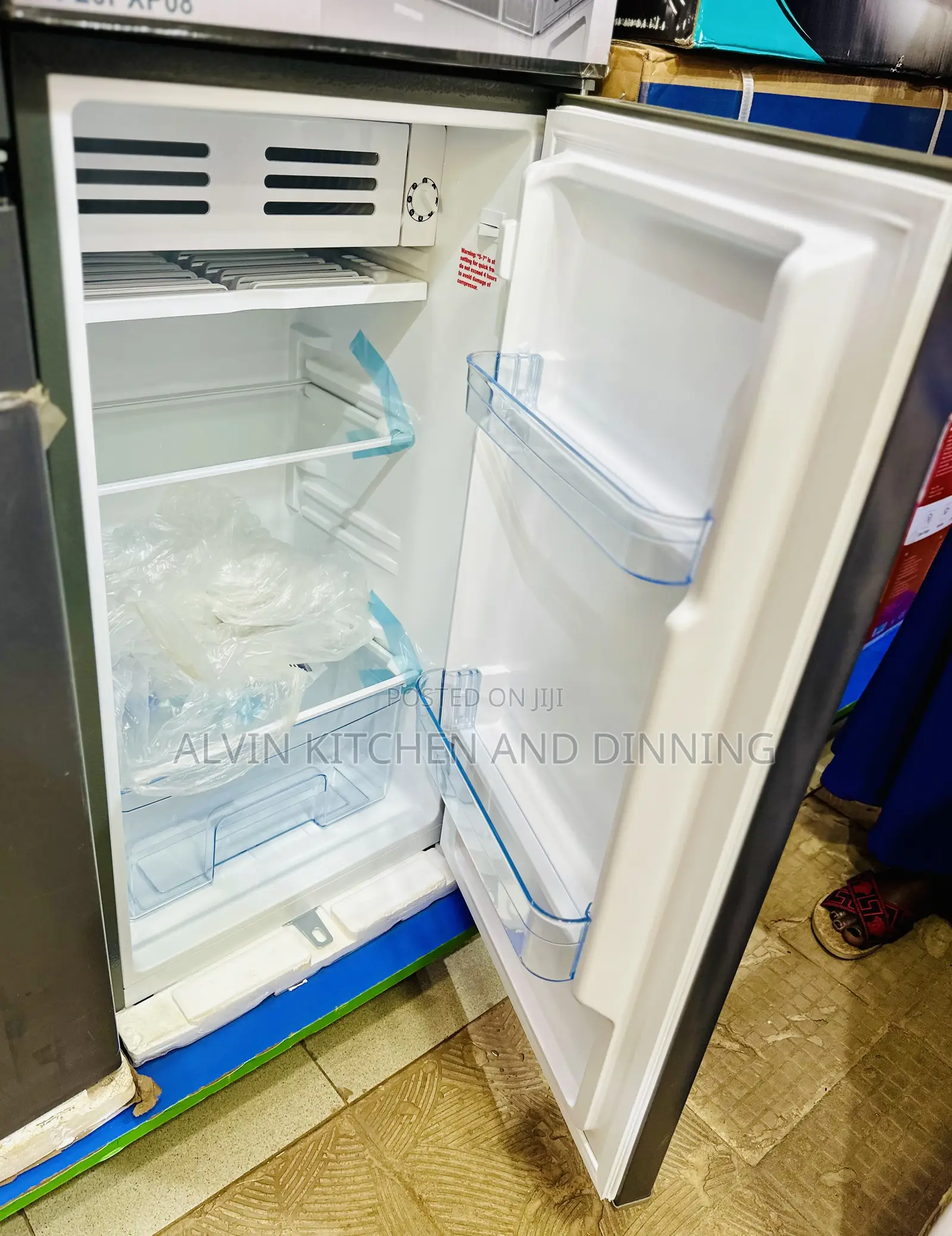 Single Door Fridge 120L