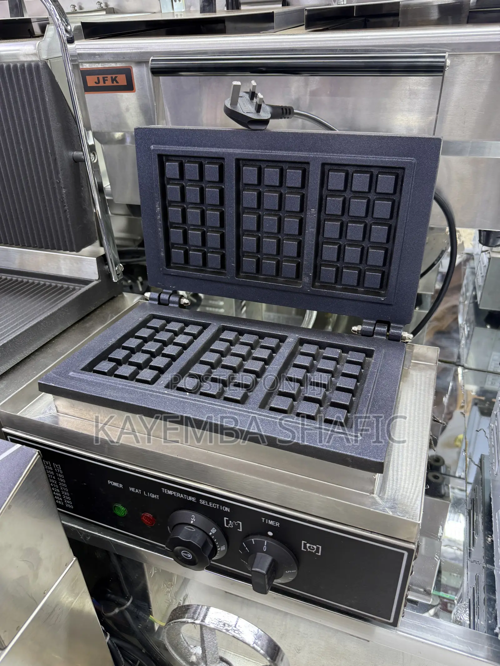 Commercial Electric Waffle Maker – 3-Grid Belgian Square Machine