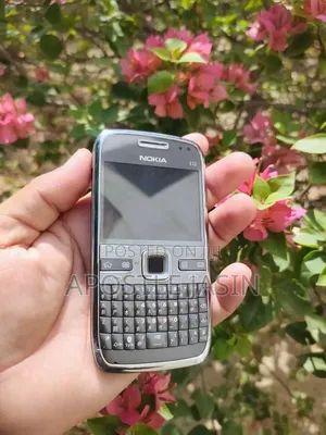 Nokia E72 Gray