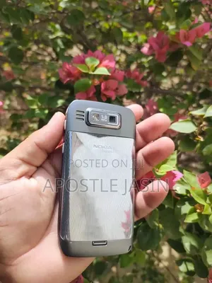 Nokia E72 Gray