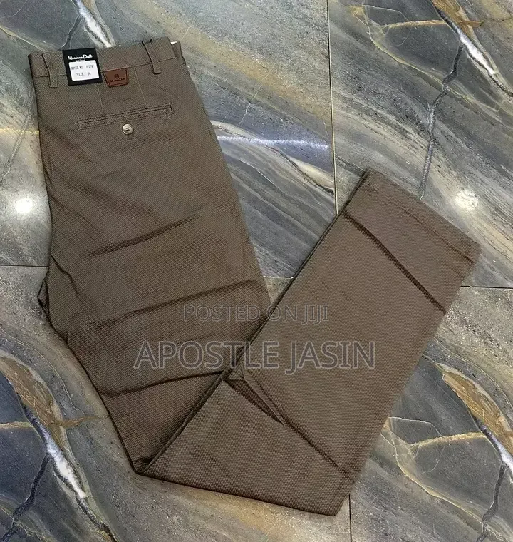 Assorted Men Khaki Pants