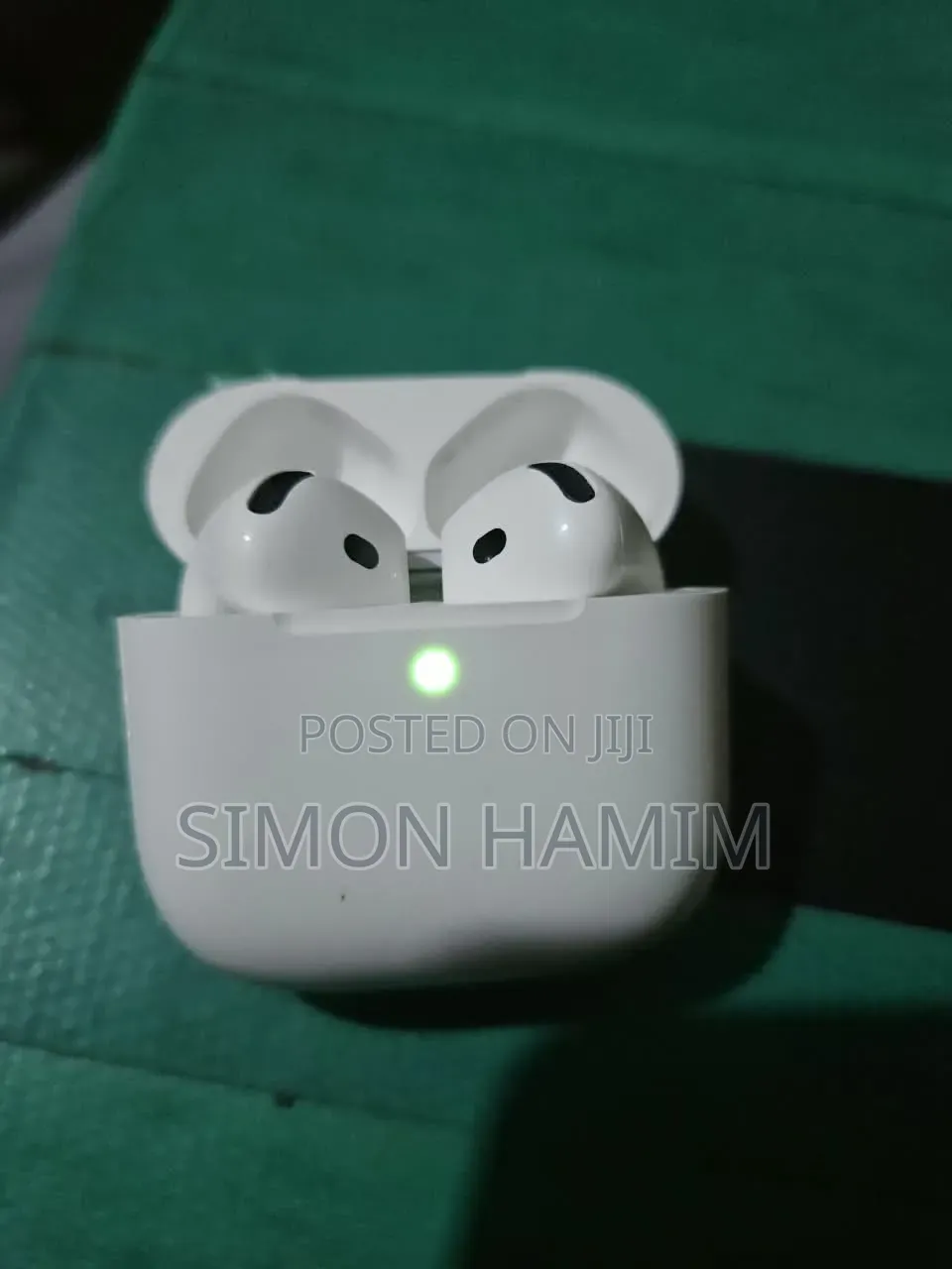 Airpods 4th Gen