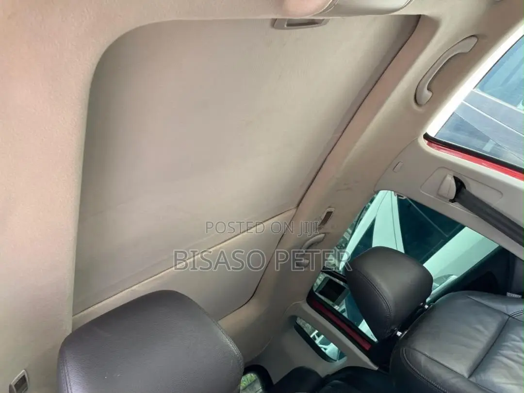 Volkswagen Tiguan 2.0 S 2009 Red