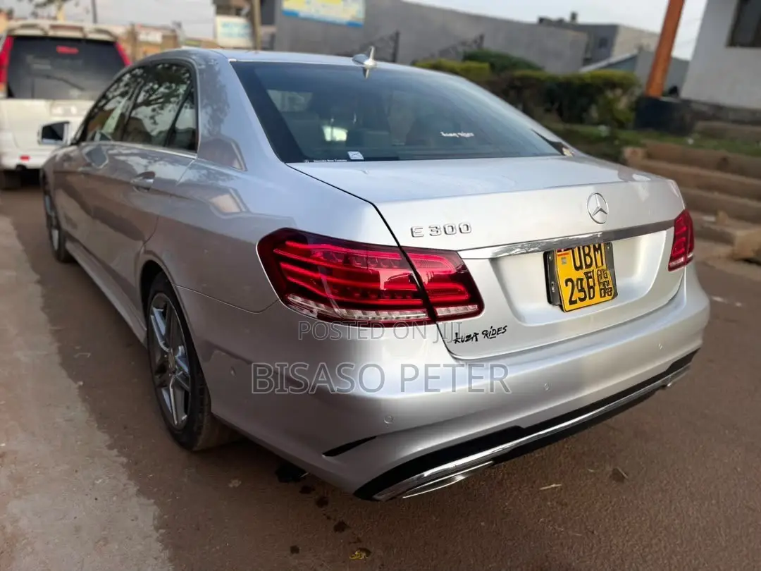 Mercedes-Benz E300 2016 Silver