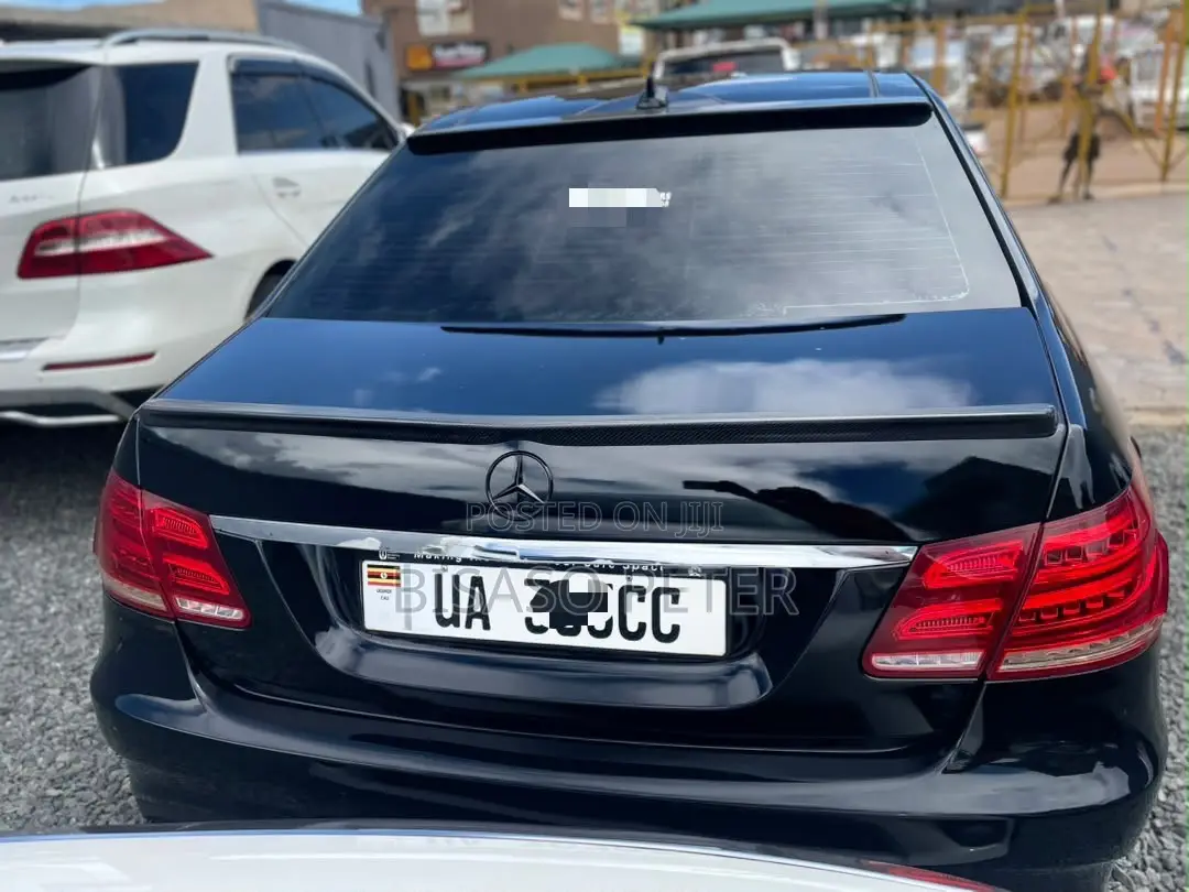 Mercedes-Benz E250 2011 Black