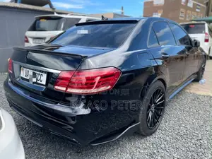 Mercedes-Benz E250 2011 Black