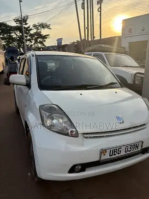 Toyota Passo 2006 White