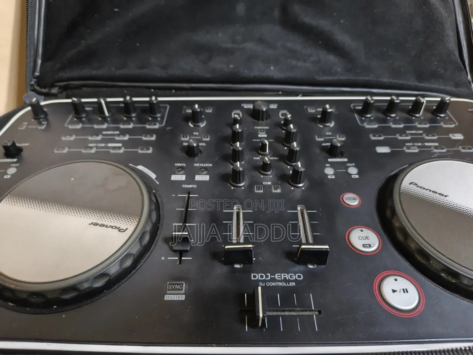 Pioneer DDJ Ergo - Dj Controller