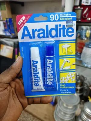 Araldite 90 Minutes Standard Epoxy Adhesive (2 × 17 Ml Tubes)
