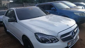 Mercedes-Benz E300 2016 White