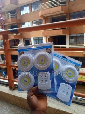 3pcs Set Wireless COB LED Puck Lights With a Remote Control.