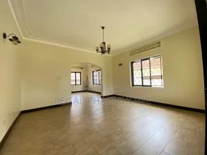 4bdrm Bungalow in Kitende, Central Division for sale