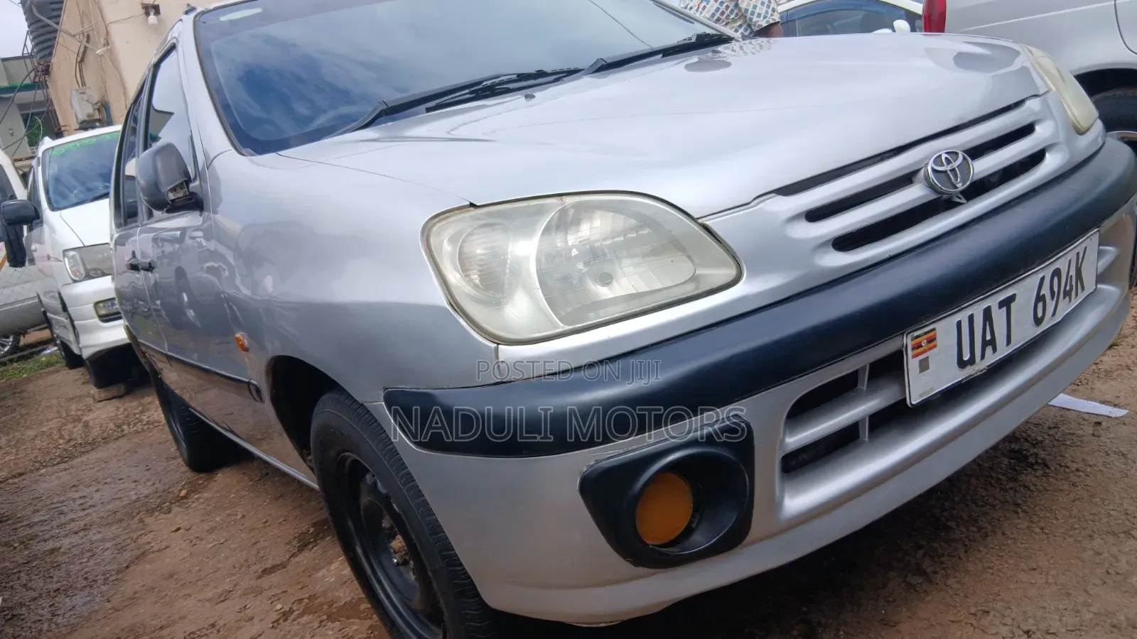 Toyota Raum 1.5 FWD 2001 Silver